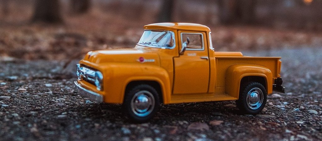 Transporter Fahrzeug für Gütertransporte